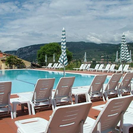 Residence Corte Camaldoli Garda  Exterior foto