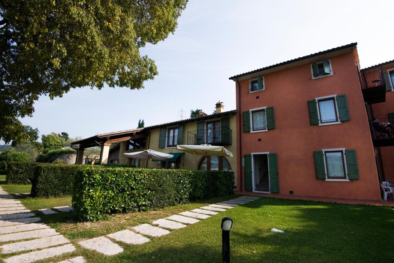 Residence Corte Camaldoli Garda  Exterior foto