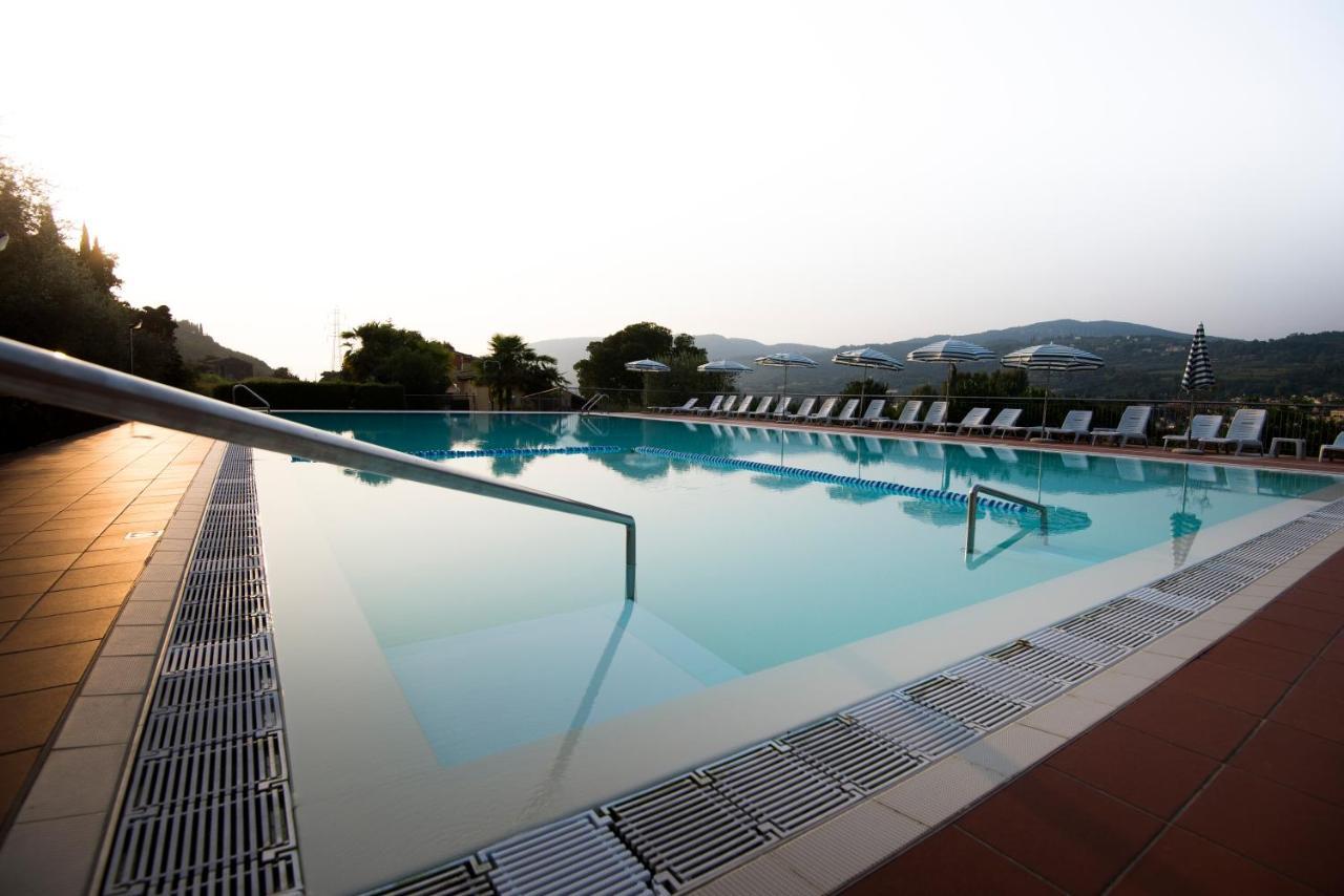 Residence Corte Camaldoli Garda  Exterior foto