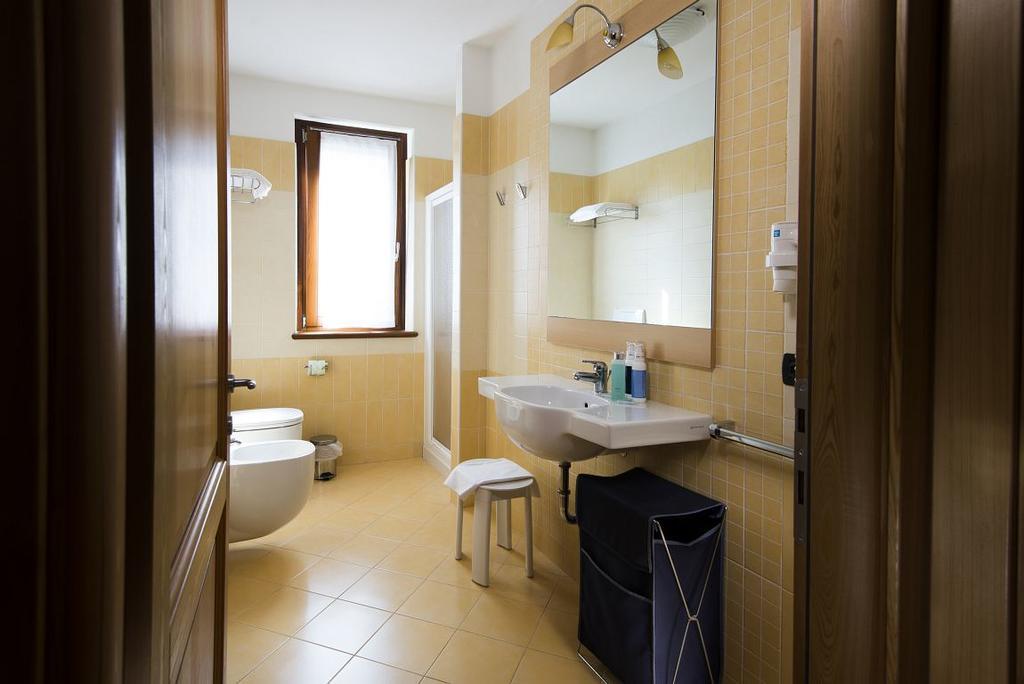 Residence Corte Camaldoli Garda  Exterior foto
