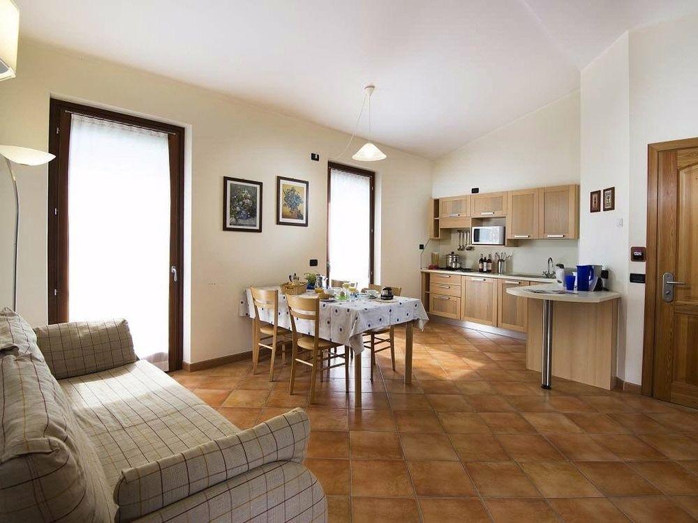 Residence Corte Camaldoli Garda  Exterior foto