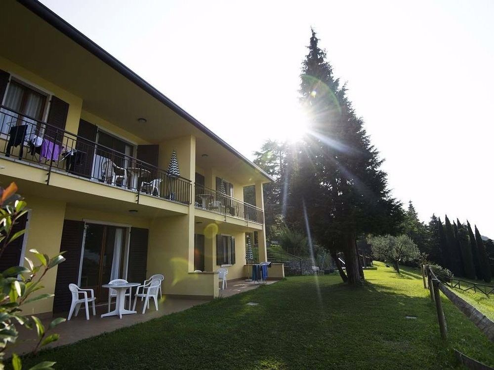 Residence Corte Camaldoli Garda  Exterior foto